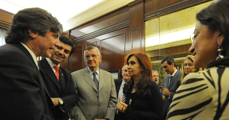 A 15 años del regreso del cepo cambiario en Argentina: qué impacto económico tuvo