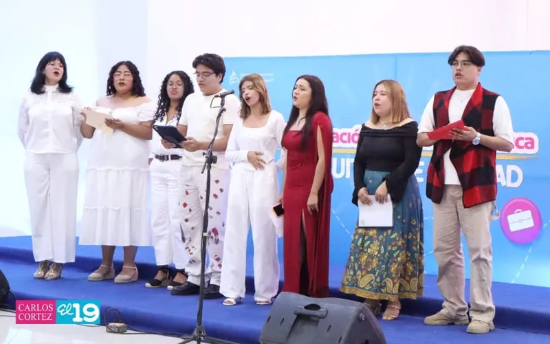 Protagonistas de cursos de canto brindan excepcional concierto de trova latinoamericana