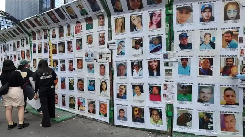 Gobierno mexicano y familias difieren en avances en búsqueda de desaparecidos