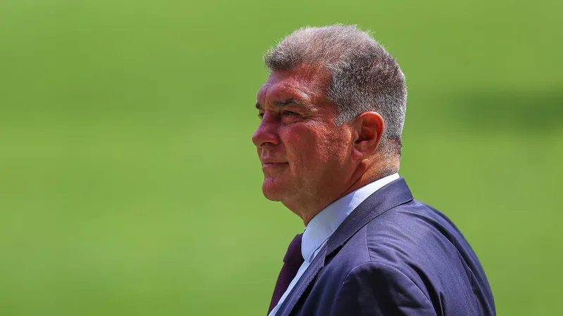 Toma de posesión de Laporta como presidente del Barça, en directo
