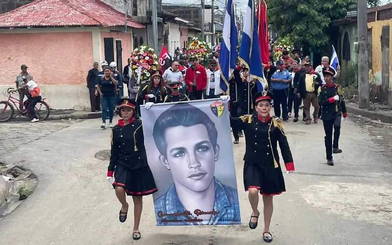 La llama del Comandante Ricardo Morales Avilés arde en el corazón del pueblo