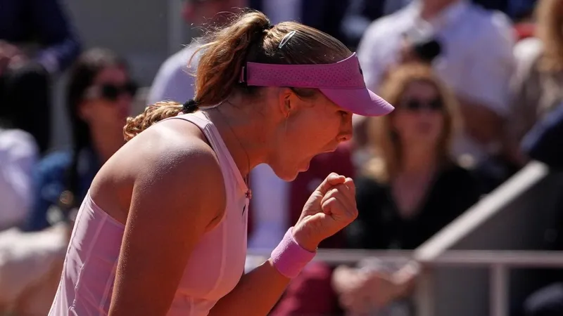 Mirra Andreeva, nueva campeona de Roland Garros por aplastamiento