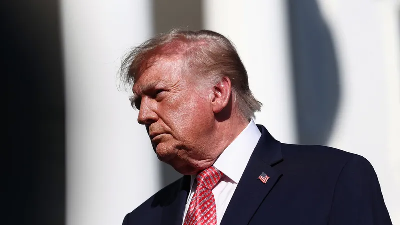 Trump: Rusia, francamente, estuvo bien con respecto a Ucrania