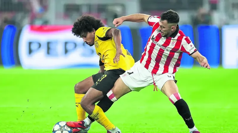 El Dortmund rechaza la primera oferta por Adeyemi pero con voluntad de negociar