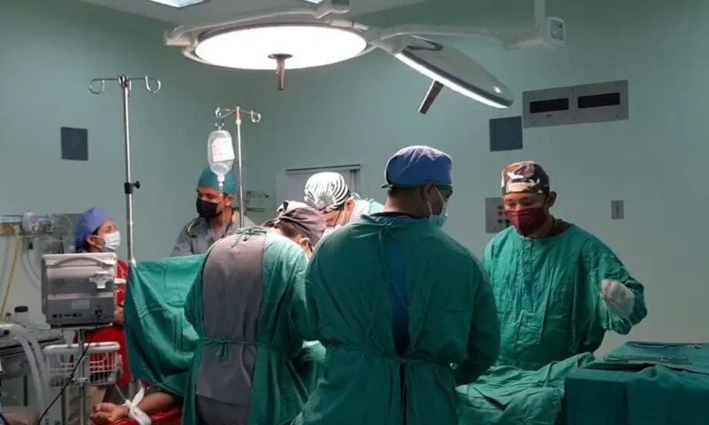 Nicaragua capacita a sus médicos en neurocirugía pediátrica
