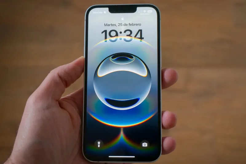 Este es de los pocos iPhone que están recibiendo buenas ofertas. De hecho, ya ha alcanzado un nuevo mínimo histórico