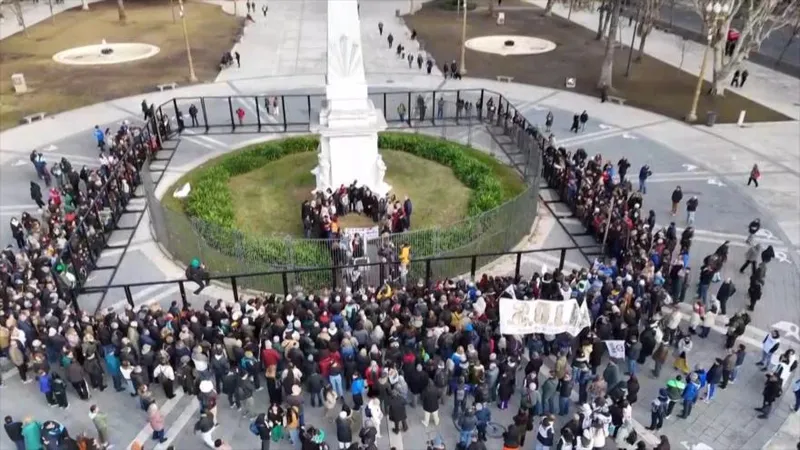 Argentina rinde homenaje a Taty Almeida, histórica Madre de Plaza de Mayo