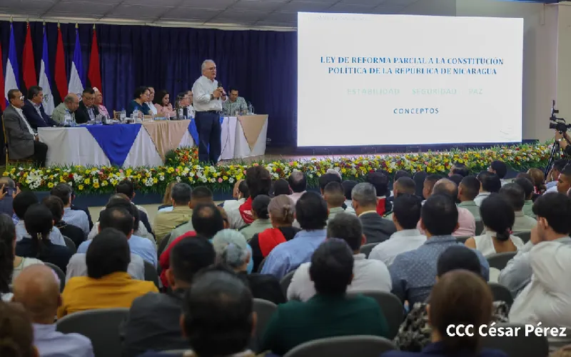 Firme respaldo de Universidades Pueblo Presidente y Privadas a Reforma Constitucional