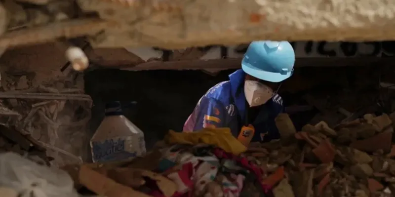Venezuela mantiene rescates activos 12 días después de los terremotos