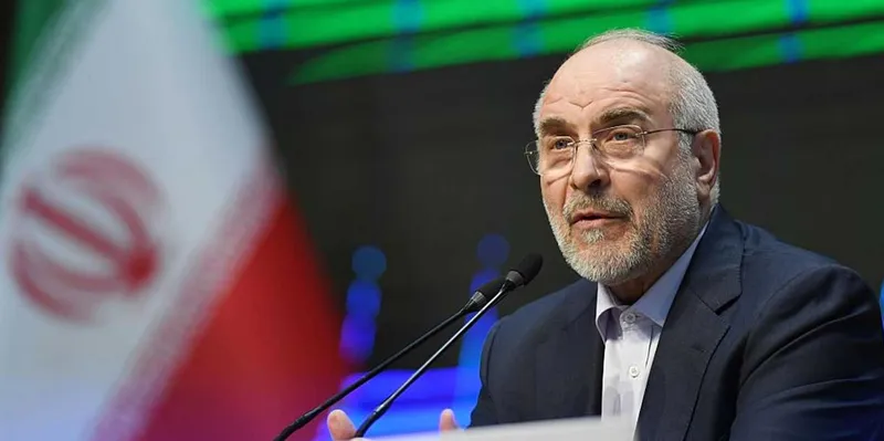 Irán cuestiona la estrategia de Trump y exige el fin de la “diplomacia teatral”