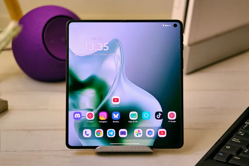 Motorola Razr Fold, análisis: vine porque me encantan los móviles plegables, me quedé por la cámara a la altura de un Ultra