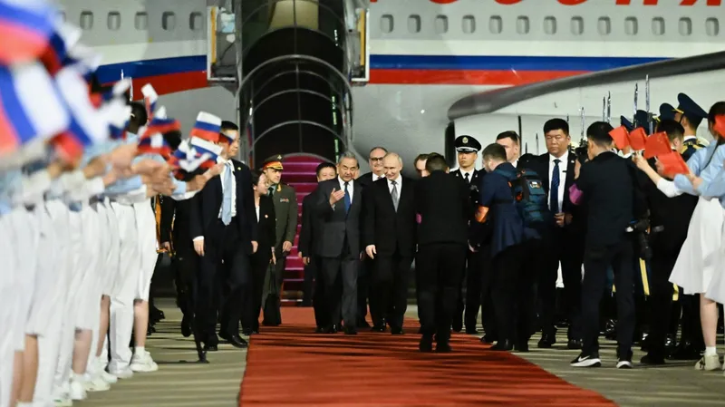 Putin llega a China para reforzar alianza estratégica entre Rusia y Beijing