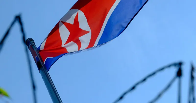 Corea del Norte alimenta expectativas de una visita de Xi con obras en una plaza emblemática