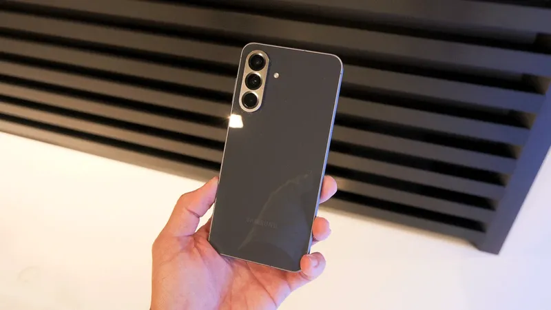 Los móviles más vendidos de Samsung también se actualizan ahora a One UI 8.5