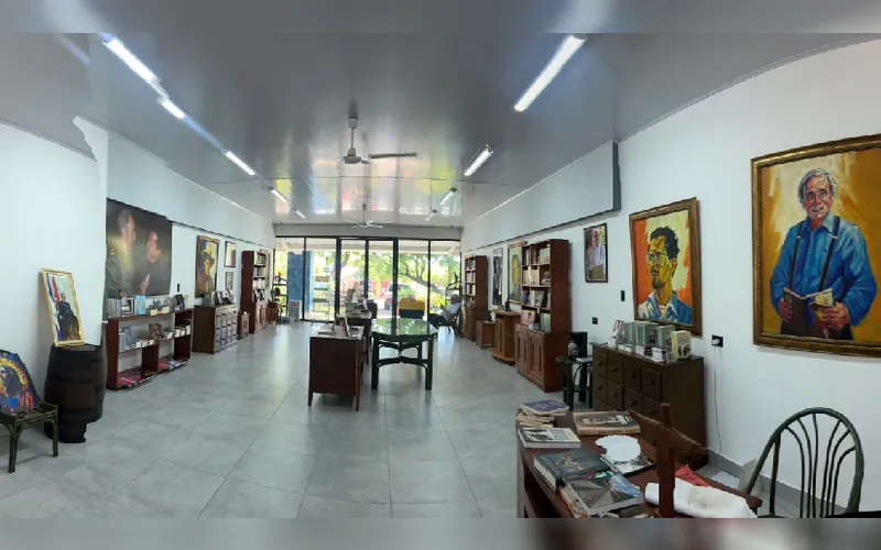 Conozca en detalle la Librería Rigoberto López Pérez