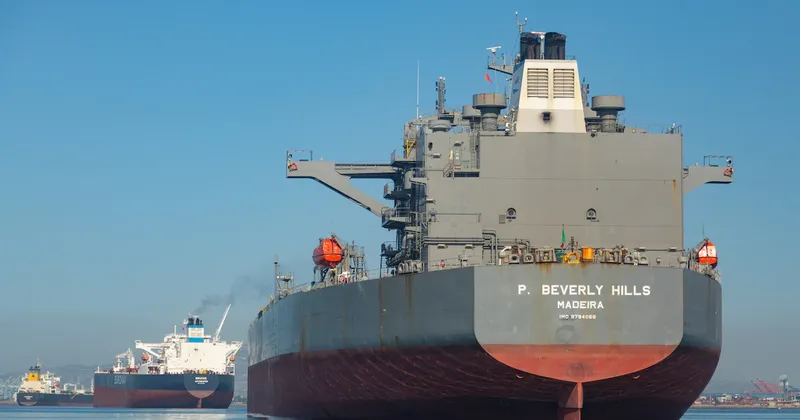Las apuestas por un petróleo más barato vuelven a ganar fuerza
