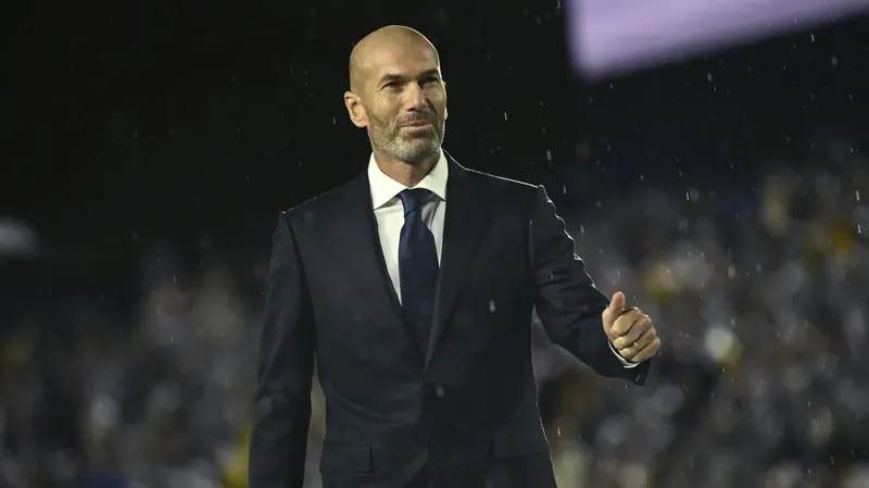 Zidane asumirá proyecto de Francia para seguir en lo más alto del mundo