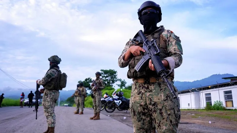 ¿Por qué Ecuador sigue teniendo alta inseguridad pese a su férrea estrategia para combatir delitos?