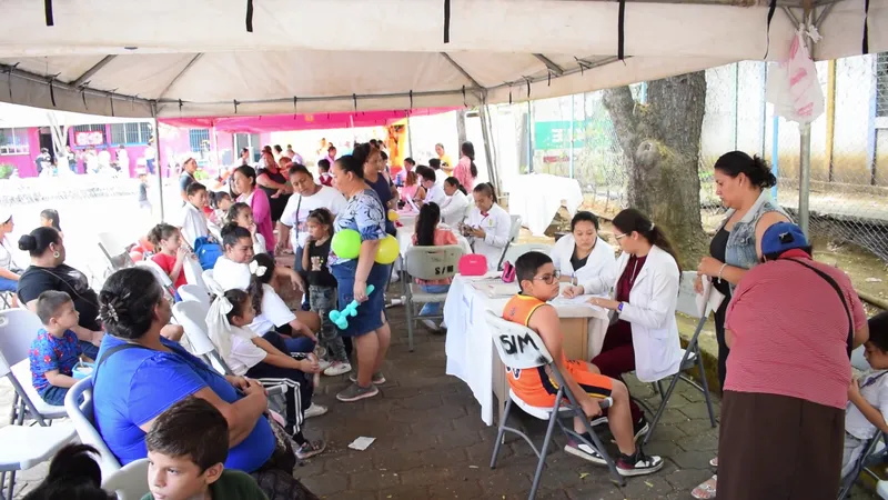 Festival de salud infantil en Centro de Salud capitalino Silvia Ferrufino