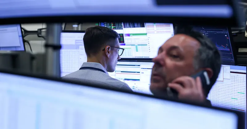 Acciones de Tesla y Alphabet se desploman: cinco claves detrás del castigo bursátil