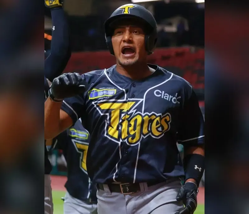 Ronald Rivera es el cuarto receptor en conectar 100 o más cuadrangulares en el béisbol nacional