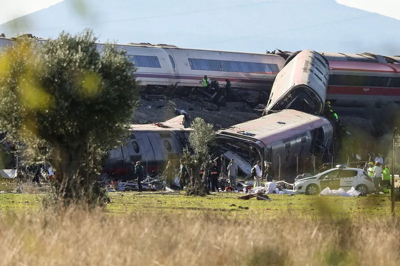 Filtran audios de maquinistas justo antes de la tragedia en España: ¿qué revelan?