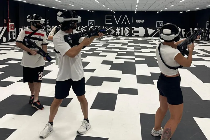 No me esperaba nada de este lugar para jugar en Realidad Virtual y he acabado pidiendo el calendario para regresar más veces en el futuro