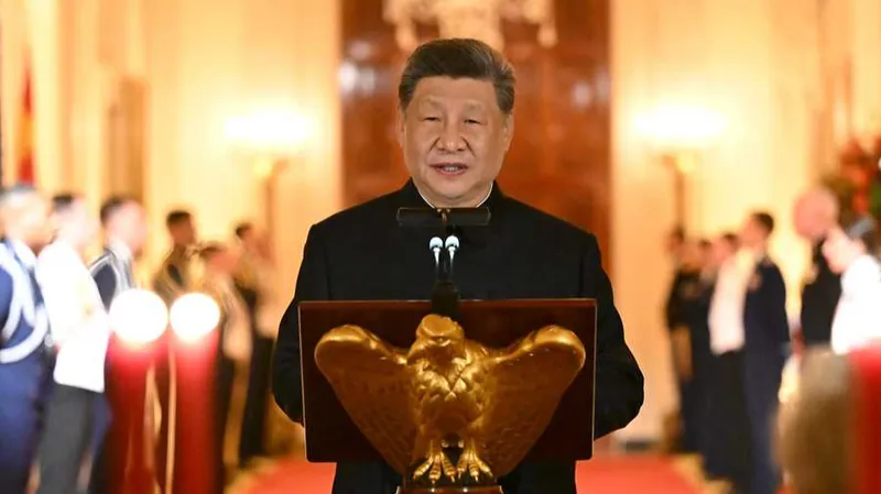El presidente chino, Xi Jinping, y su esposa, Peng Liyuan, asisten a la cena de Estado ofrecida por el presidente estadounidense, Donald Trump, y la primera dama, Melania Trump