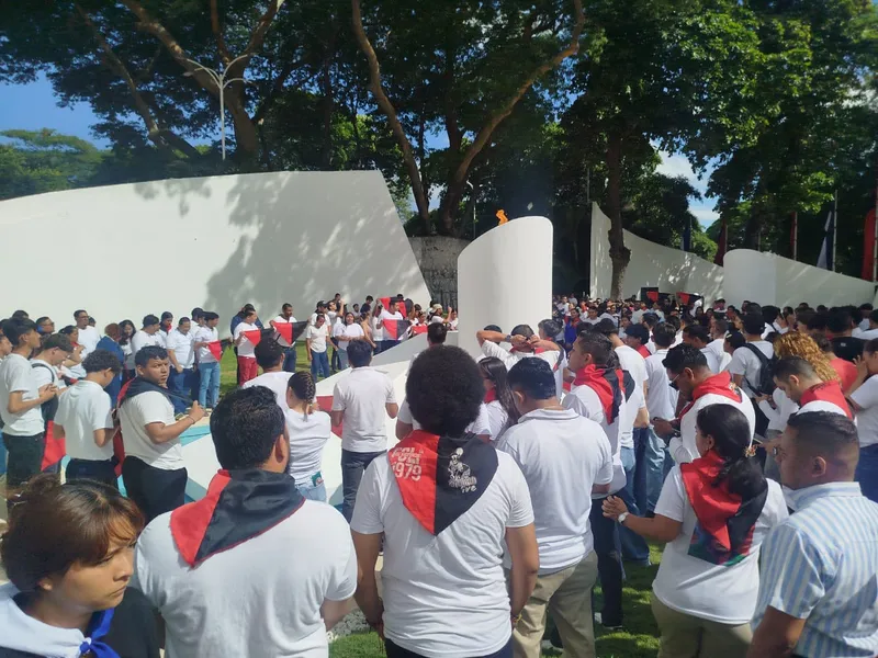 Rinden homenaje al Comandante Carlos Fonseca Amador
