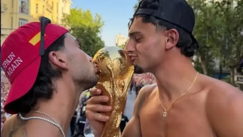 ¿Guiño del Atlético a Ferran Torres en la celebración del Mundial?