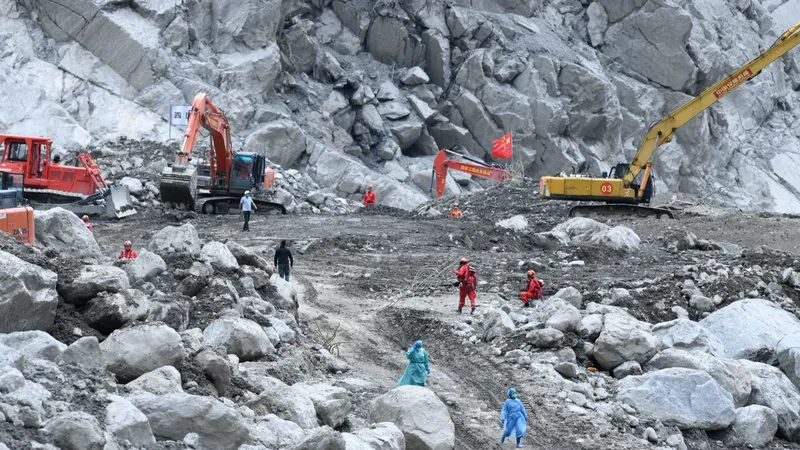 El número de fallecidos asciende a 43 y más de 500 personas siguen desaparecidas en Xizang
