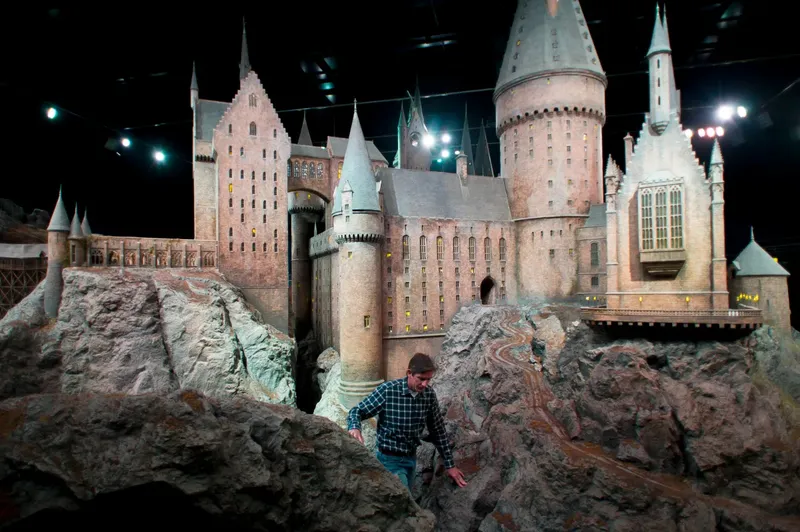 HBO revela nuevo vistazo a la serie de “Harry Potter” con un tráiler hechizante