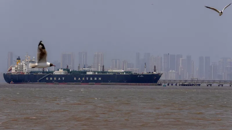Oriente Medio sacude el mercado energético: cae la producción mundial de gas, informan países exportadores