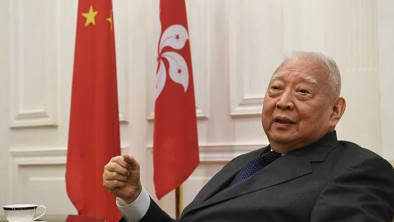 Fallece a los 89 años ex jefe ejecutivo de RAE de Hong Kong