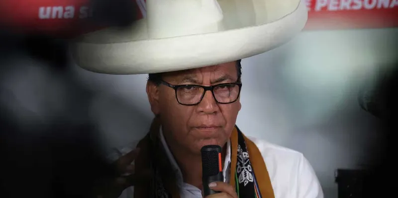 Perú se movilizan en defensa del voto del candidato Roberto Sánchez