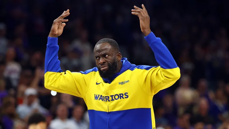 Draymond Green permanece en Golden State