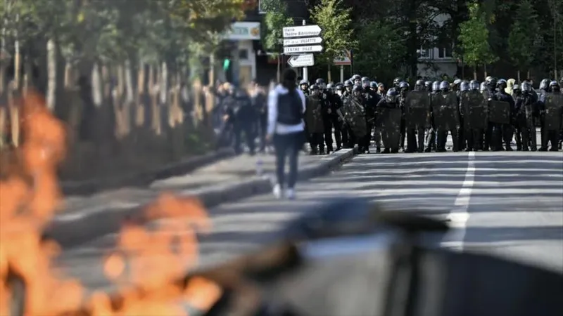 Francia suma 5000 detenidos en las protestas estudiantiles