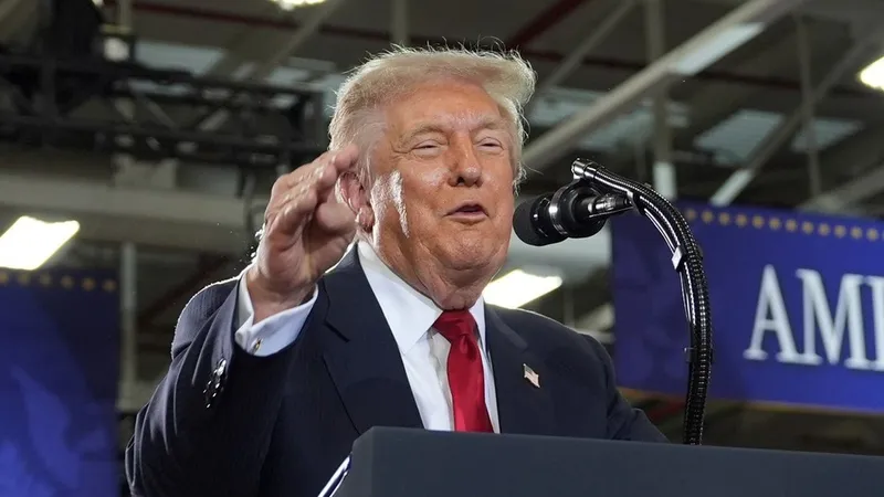 Trump sobre Irán: "Dicen: 'Por favor, por favor, no al bloqueo'"