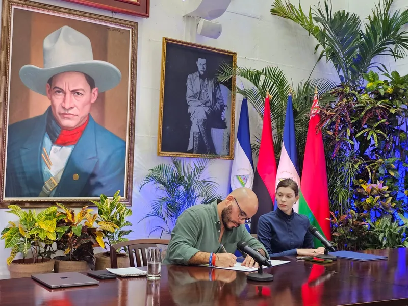 Nicaragua firma convenio de colaboración entre comunicadores con Bielorrusia