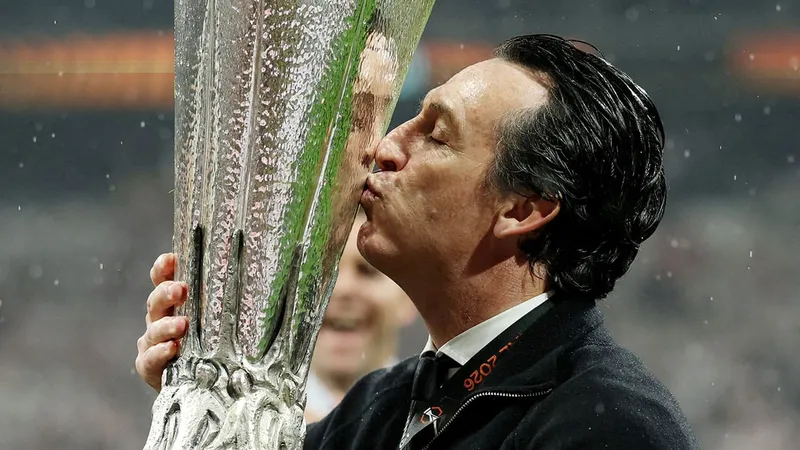 Legado puro: todos los títulos de Unai Emery con el PSG y Aston Villa