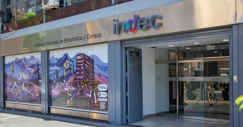 Desempleo en Argentina aumenta por segundo trimestre consecutivo: informe del Indec
