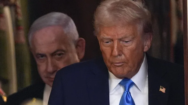 De piloto a pasajero: ¿cómo Trump "golpea" a Netanyahu al echarlo de las negociaciones sobre Irán?
