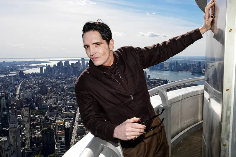 David Dastmalchian, M. Bison en la película de Street Fighter, sobre el formato físico: "Hay algo especial en poder tener algo que sea tuyo"