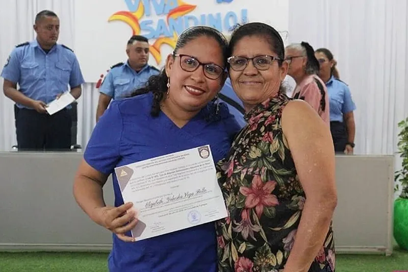 Reconocen a más de 2 mil internos por su desempeño