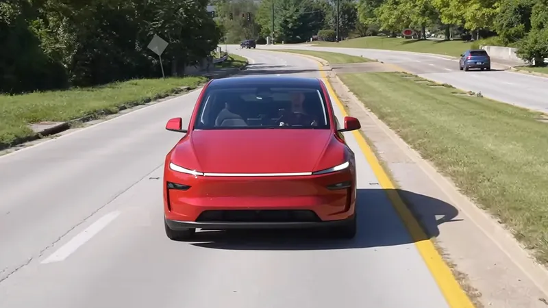 Tesla tenía un problema con la suspensión del Model Y L: ahora las cifras oficiales ya no son las mismas y nadie ha explicado por qué