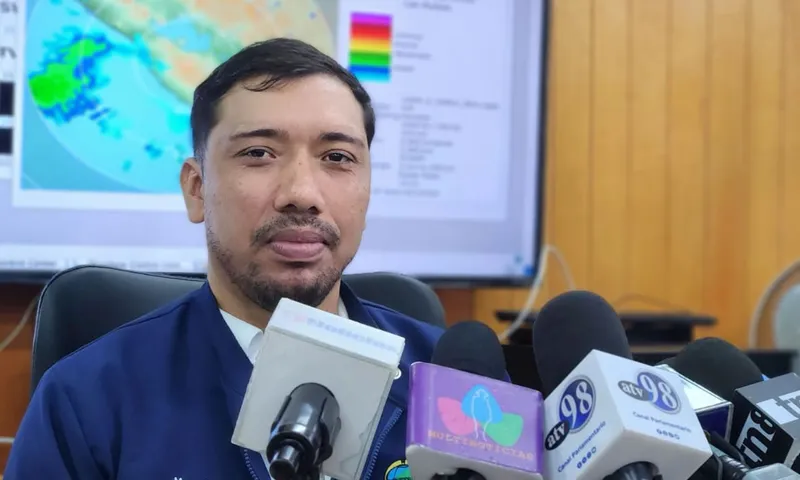 Onda tropical 40 y bajas presiones provocarán lluvias en Nicaragua