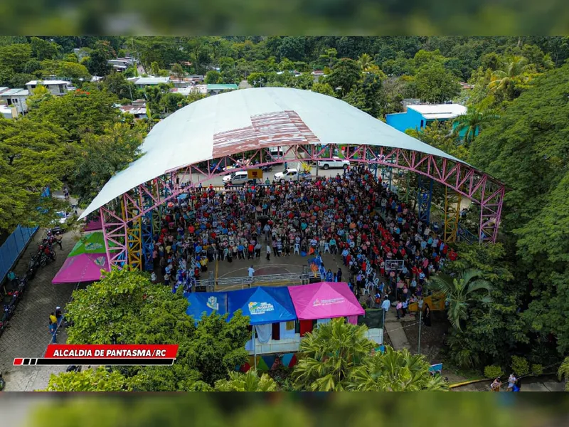 (+Fotos) Celebrando el Día de la Biblia