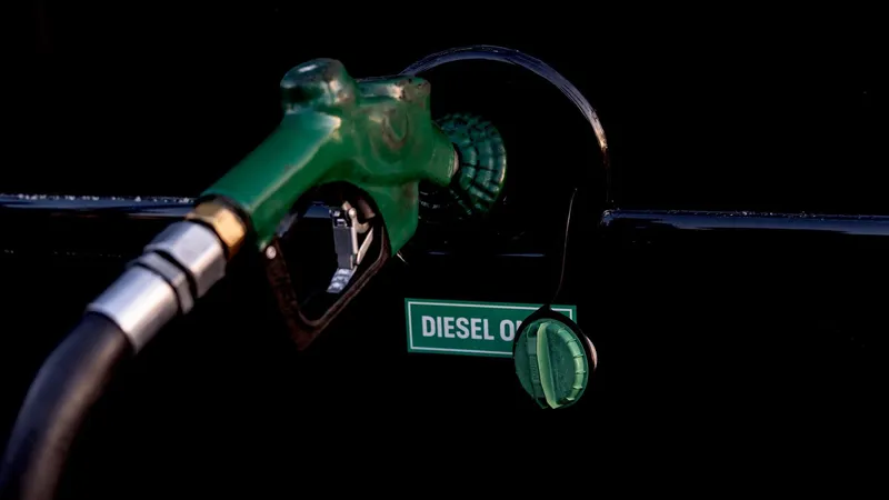 Precio del diésel en EEUU alcanza nuevo récord: llega a los 6,49 dólares por galón