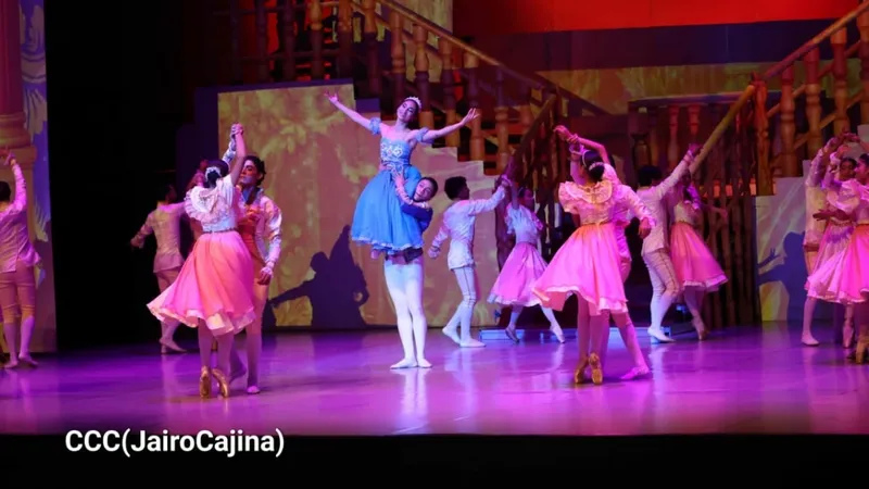 «Integramos a los niños en el arte»: Cenicienta, una noche mágica de ballet en Managua
