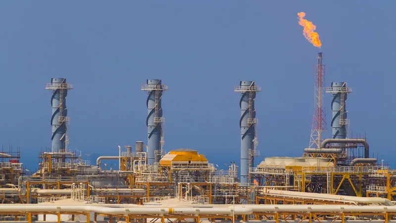 EEUU acepta una “suspensión temporal” de las sanciones petroleras a Irán